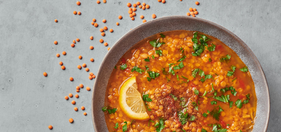 Soupe de lentilles corail au lait de coco